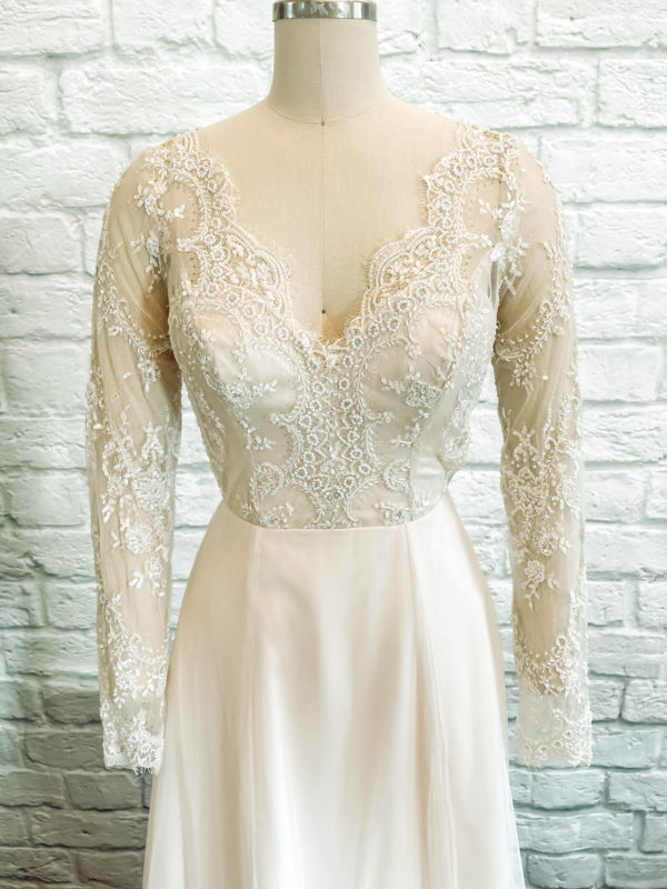 detailed lace bridal gown, lace sleeved bridal gown, lace with beaded detail,