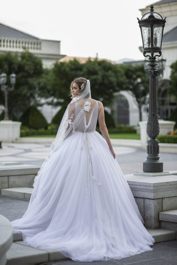 Chiffon Veil - Braelyn - Rachel Elizabeth Bridal